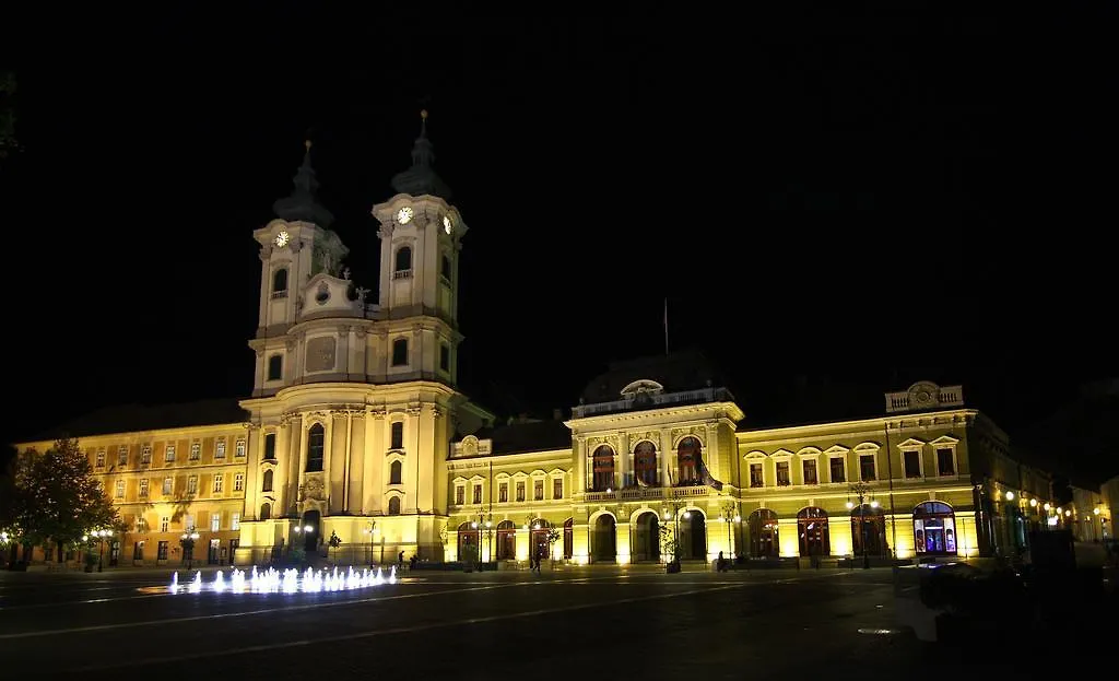 Relax Apartman Eger 0*,